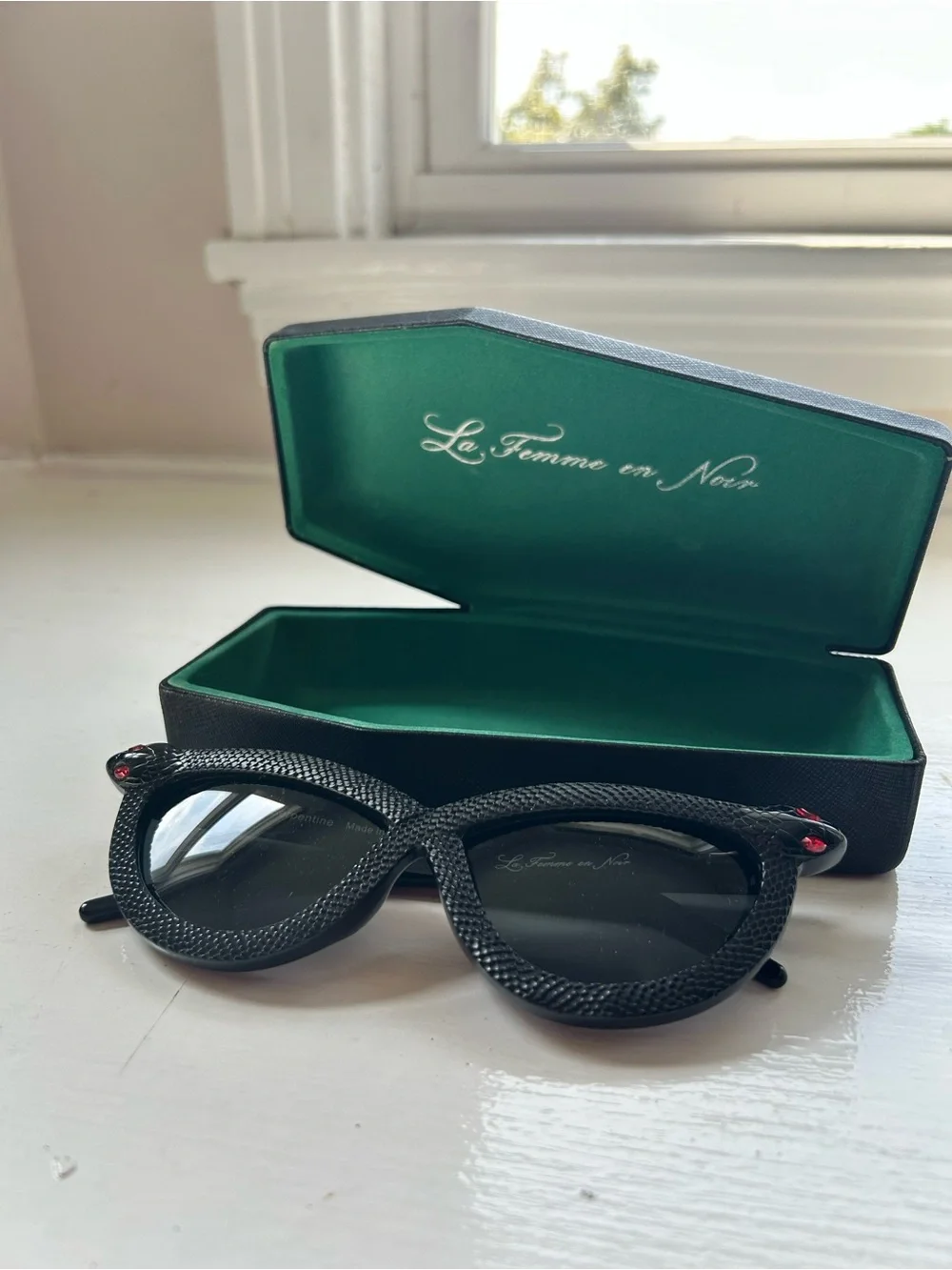 LFEN Gothic Snake Cat-Eye Sunglasses